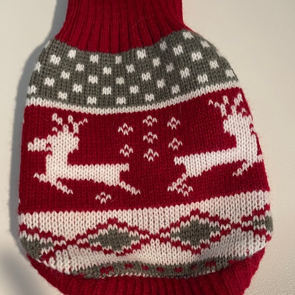 NWOT! Extra Small Dog's Sweater! - Picture 3 of 3